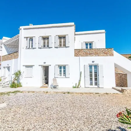 Villa Pi - Seaview & Entire 3bdrm Tínos